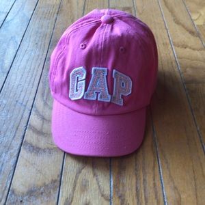Gap hat